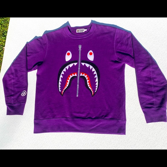 BAPE SHARK CREWNECK - Picture 1 of 7